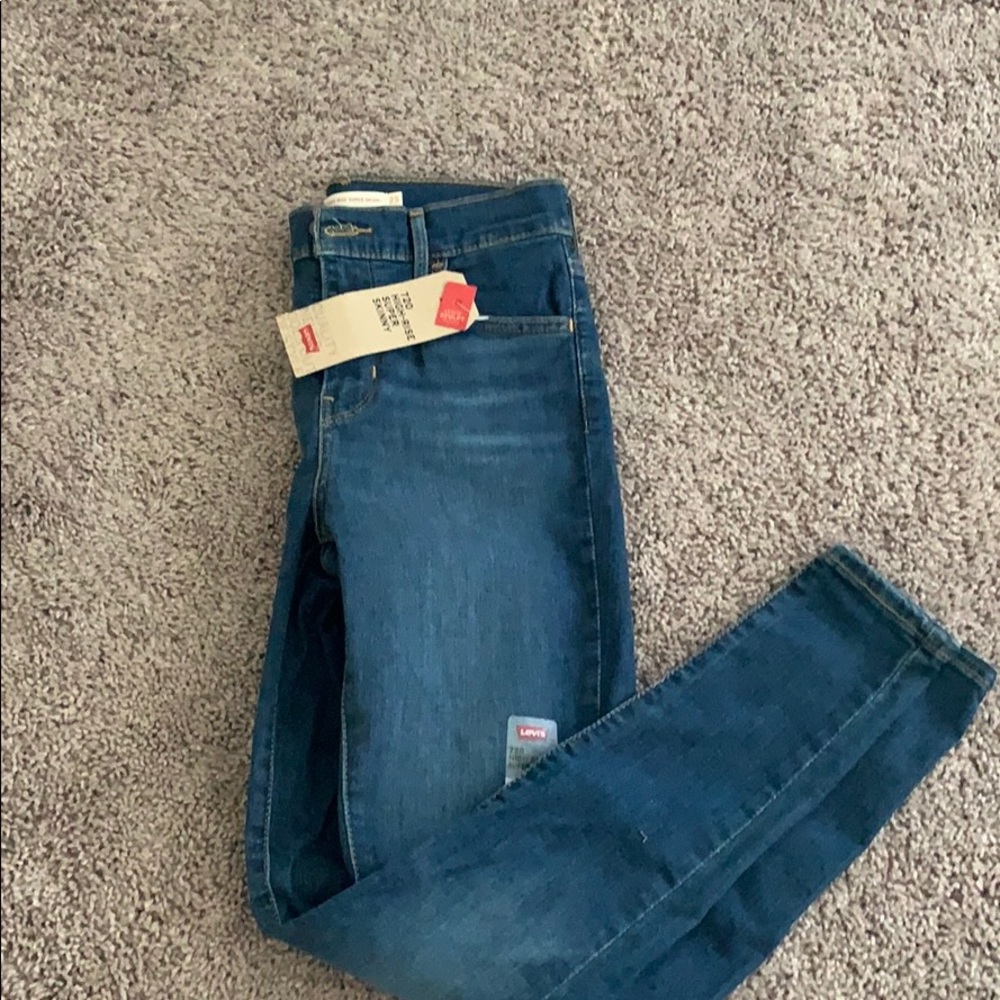 Levi jeans
